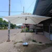 Ô quay trắng ຮົ່ມມືໝຸນສີຂາວ